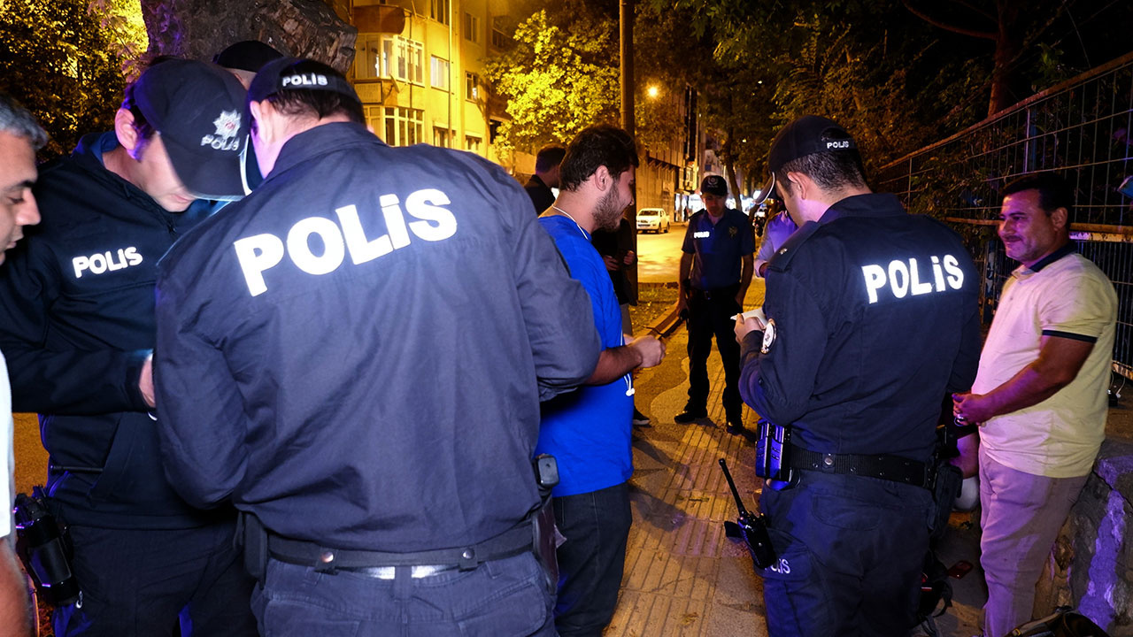 Edirne’de polis ekipleri güzensiz göçmenlere geçit vermedi! 41 göçmen yakalandı