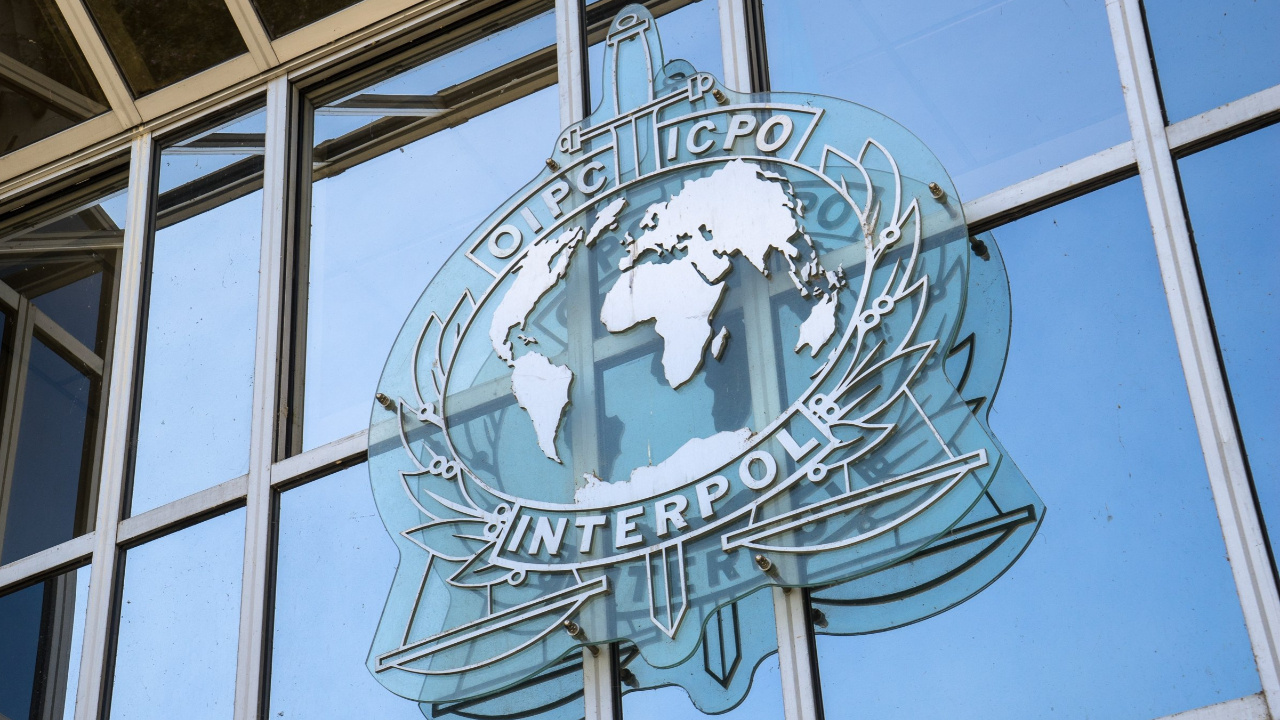 Interpol kırmızı bülteniyle aranan 2 Iraklı Yalova’da yakalandı!